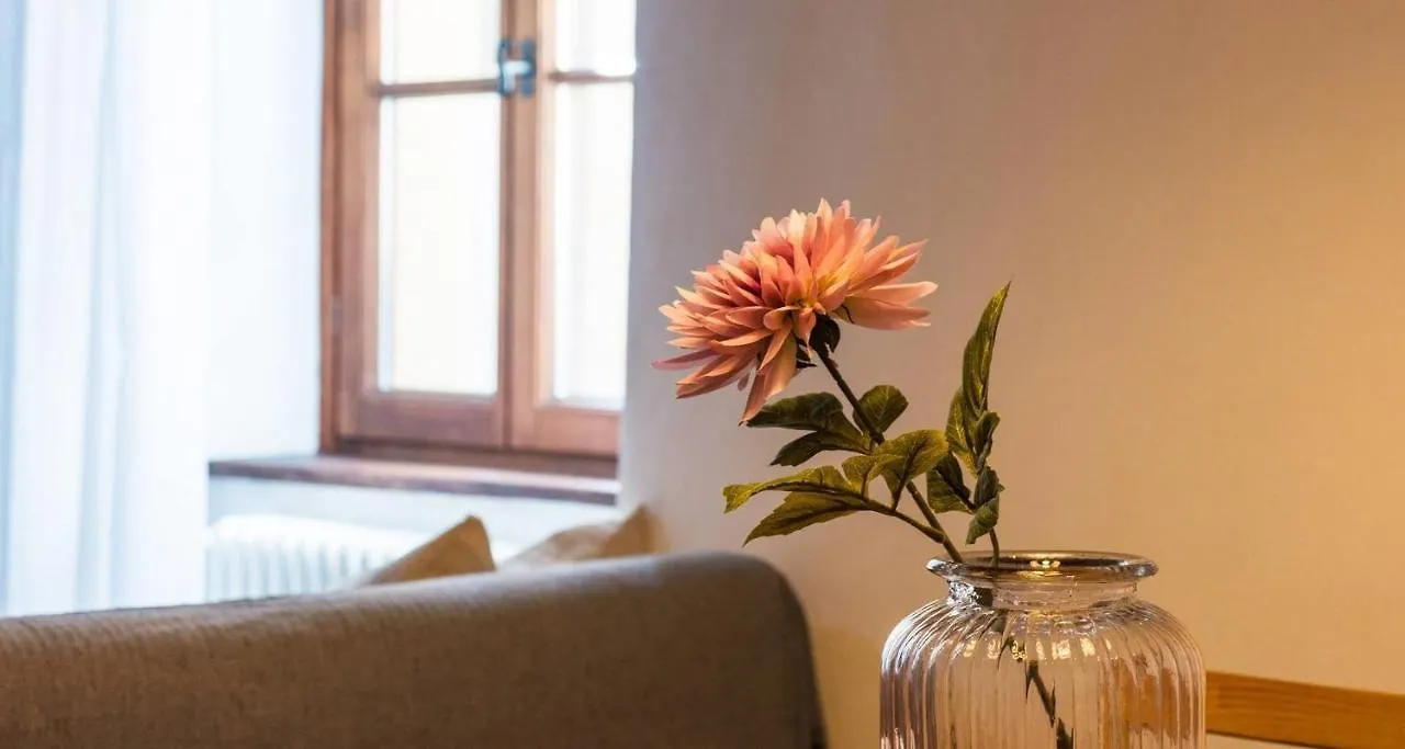 Rustico Ed Elegante Molina 3 By Holiday Solutions Orsenigo 0*,