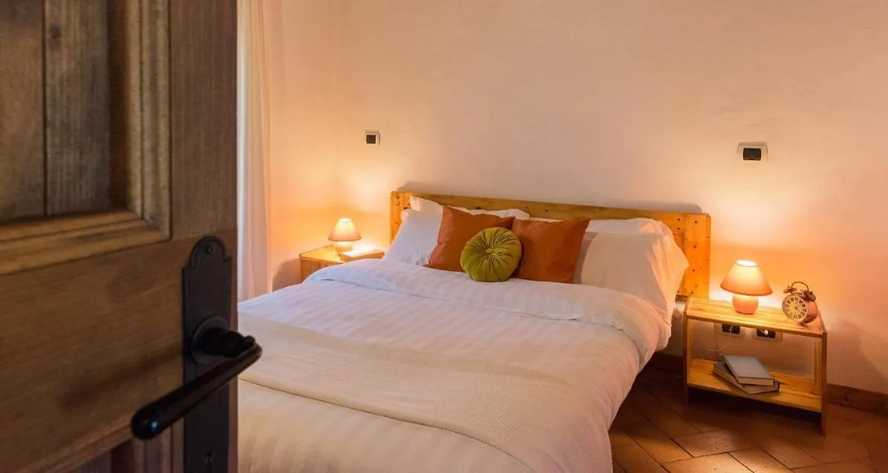 Rustico Ed Elegante Molina 3 By Holiday Solutions Orsenigo 0*,